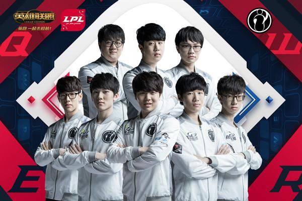 曾在名誉受 曾在名誉受